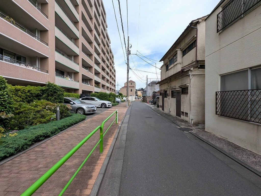 パーク・ホームズ上板橋ヒルトップレジデンス　南側 前面道路